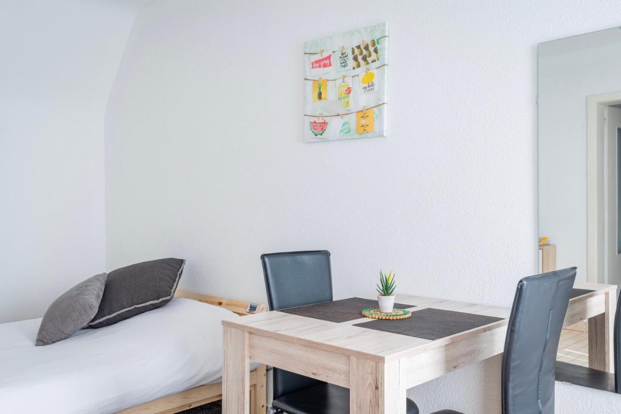 Petit Cronenbourg - GOLDEN TREE - WIFI - 5 min gare de Strasbourg Appartement Buitenkant foto